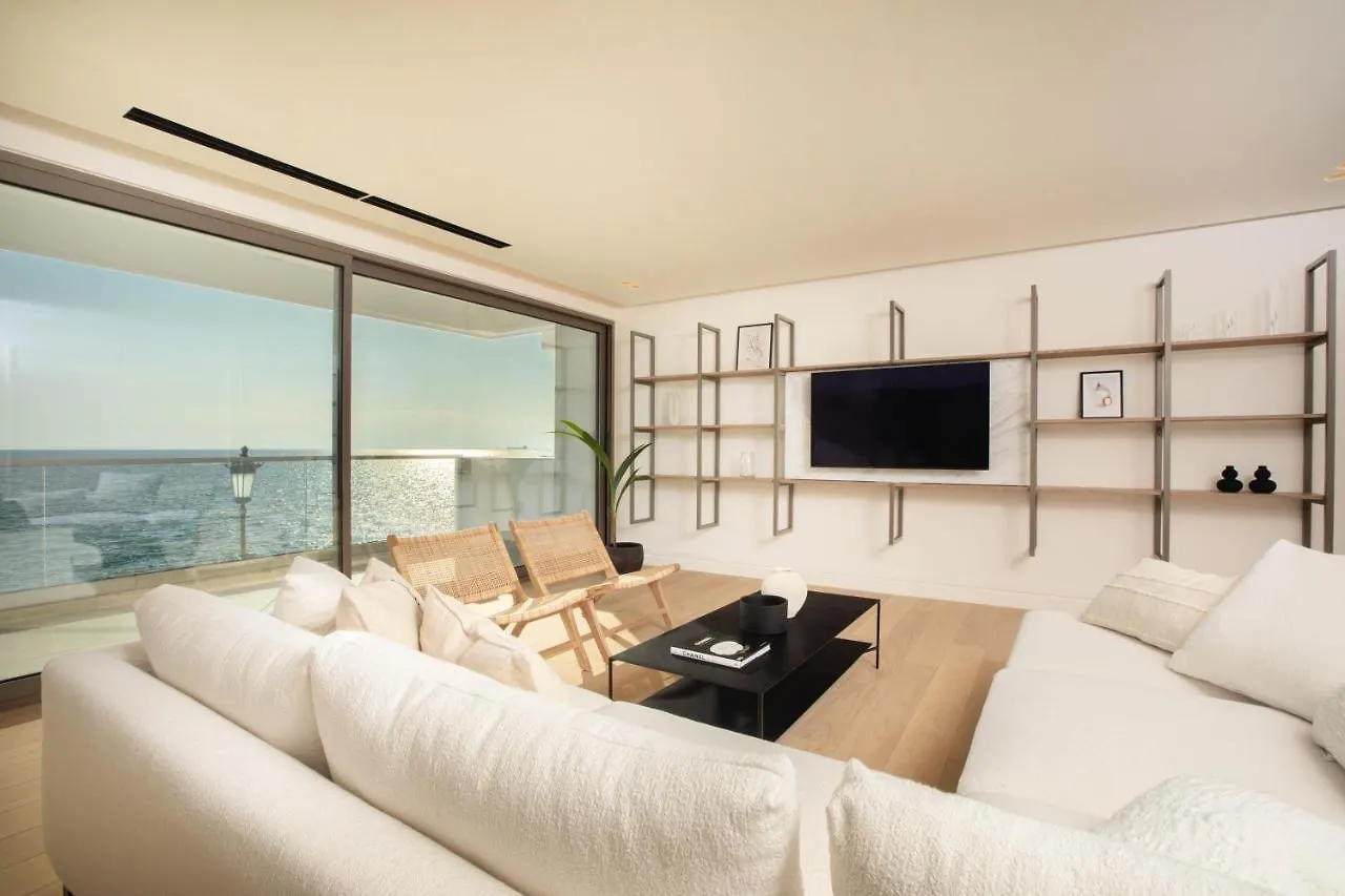 F & B Collection - Luxury Seafront 2 Bedroom Apartment Θεσσαλονίκη