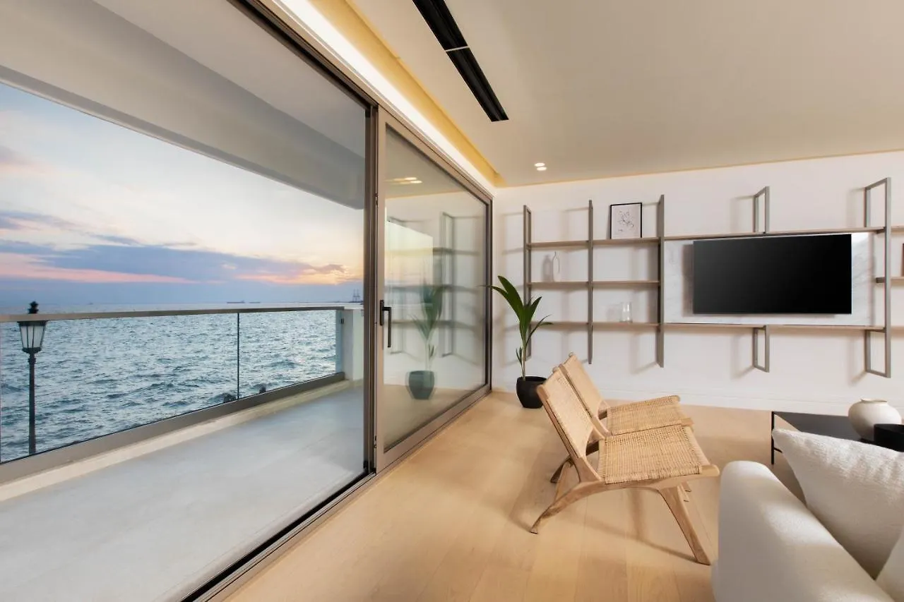 F & B Collection - Luxury Seafront 2 Bedroom Apartment Θεσσαλονίκη