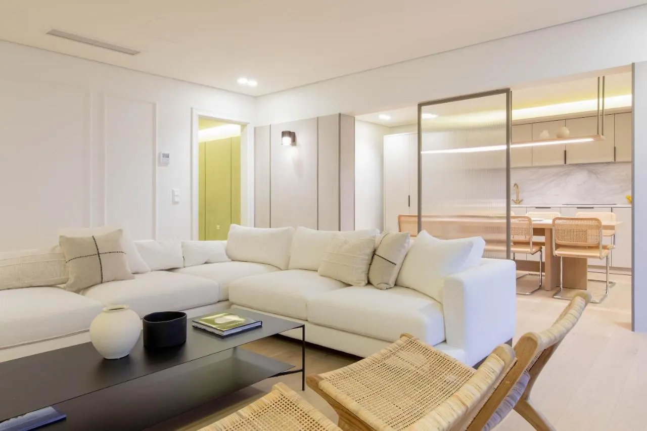 F & B Collection - Luxury Seafront 2 Bedroom Apartment Θεσσαλονίκη
